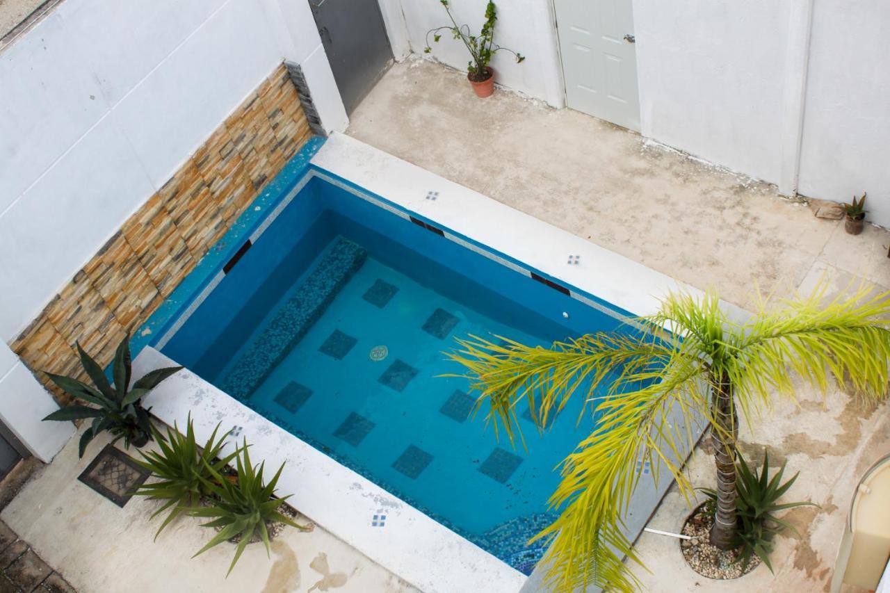 Rooms In Cancun Airport Extérieur photo